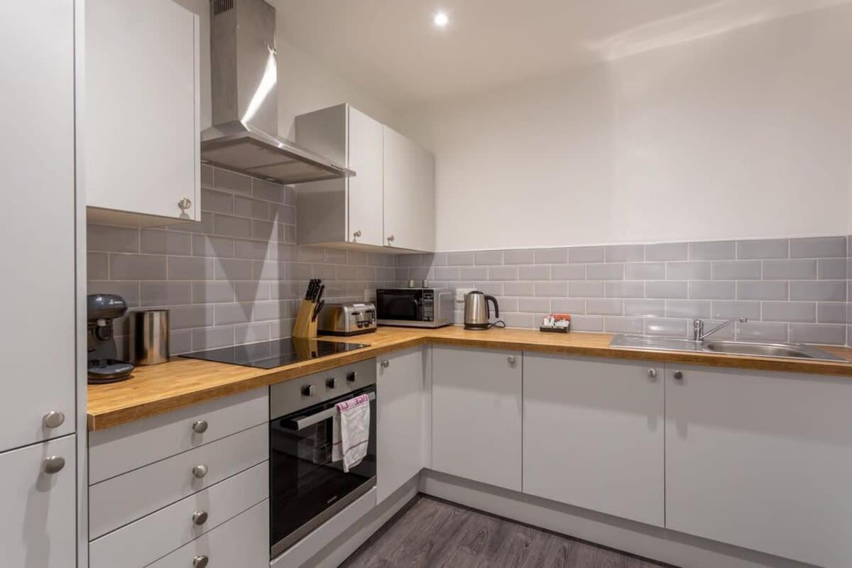 Amazing 1 Bedroom Apartment Leeds Лідс Екстер'єр фото